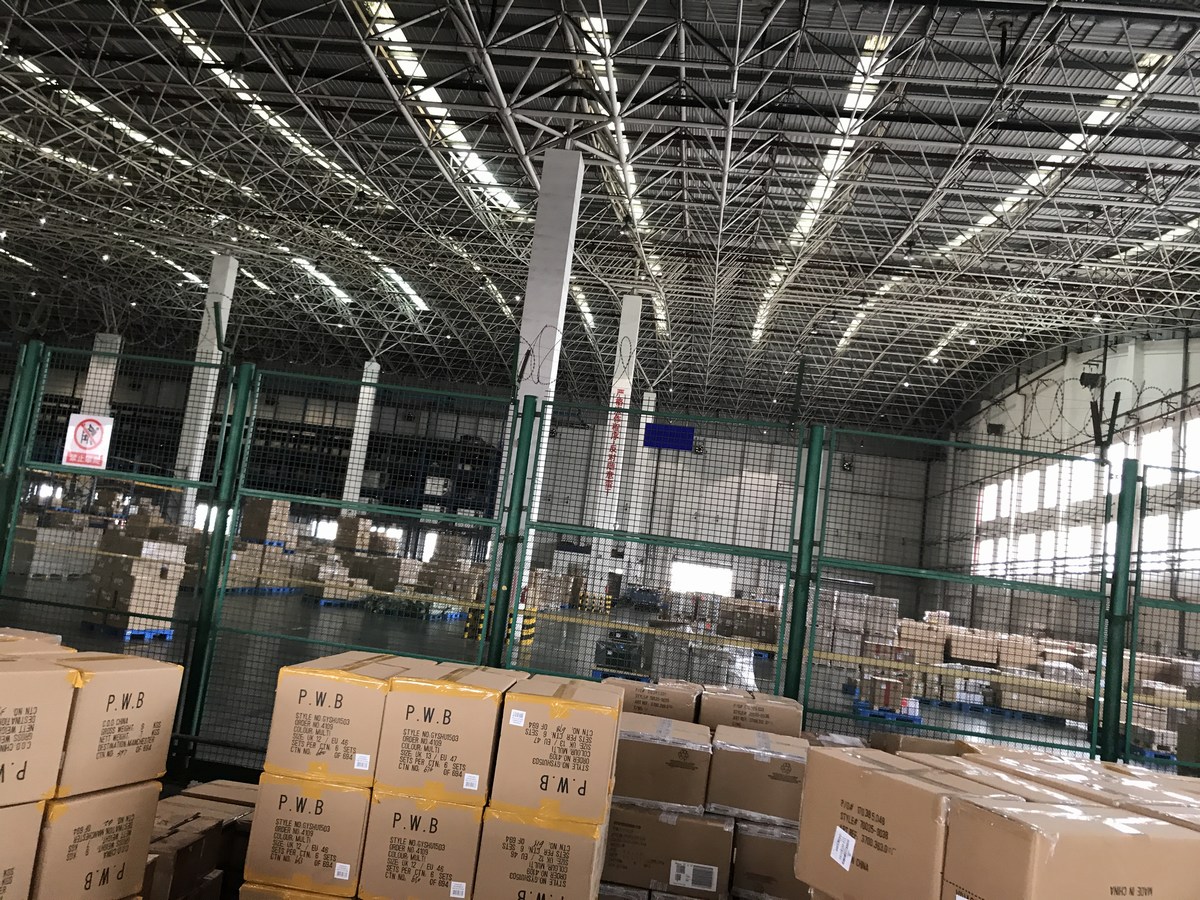 TOILET-BIDET-AIR-SHIPMENT-TO-Europe-10