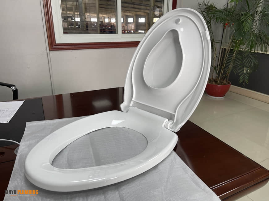 مقعد مرحاض للأطفال ممدود 11