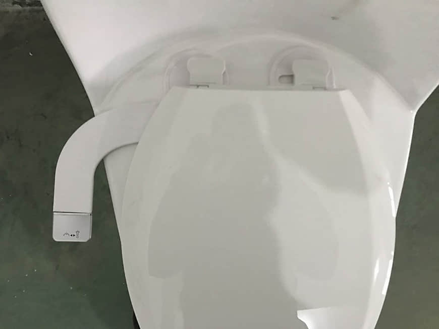 مرفق بيديت مع فوهة مزدوجة 5